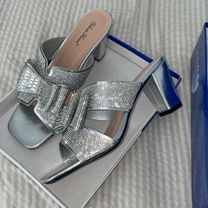 Beautiful Silver mirror heels, new with tags